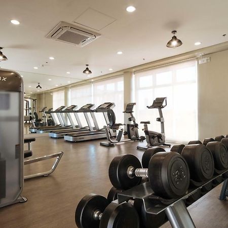 Reddoorz Premium @ Vista Heights Legarda Hotel Manila Ngoại thất bức ảnh